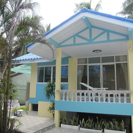 Hotel Teeny Beach à Sichon Extérieur photo